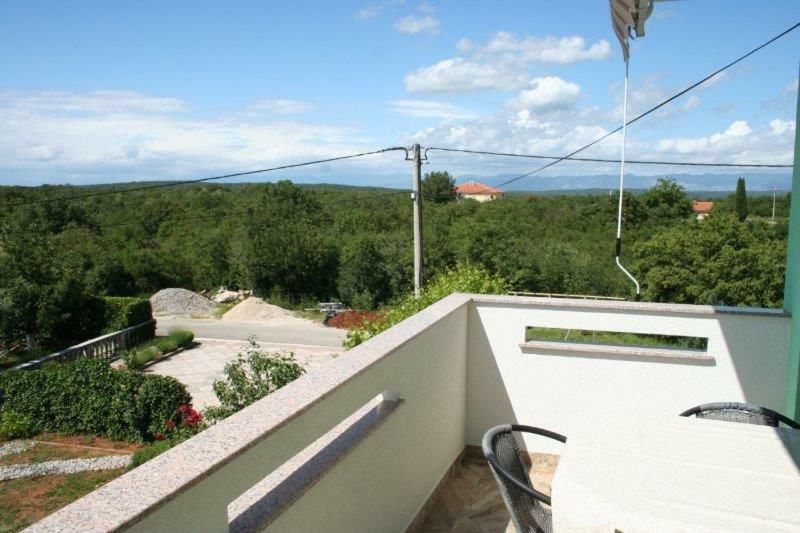 Lucija Apartments Vrh (Krk) Exterior foto